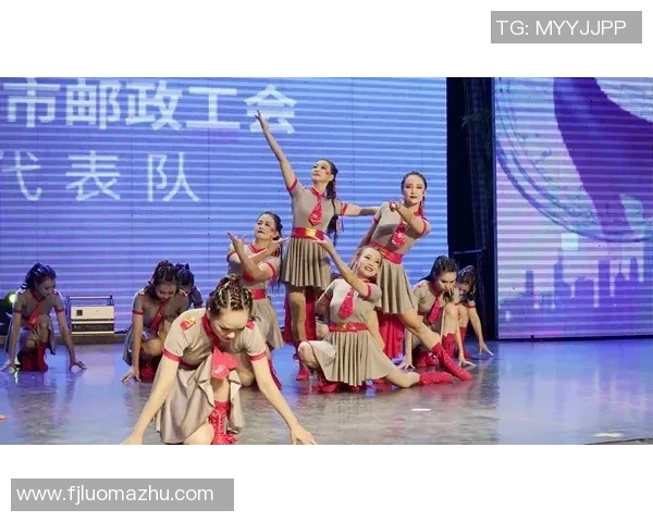 全国街舞大赛点评:杭州街舞队展现力量与激情的完美结合 全国街舞大赛点评:杭州街舞队展现力量与激情的完美结合